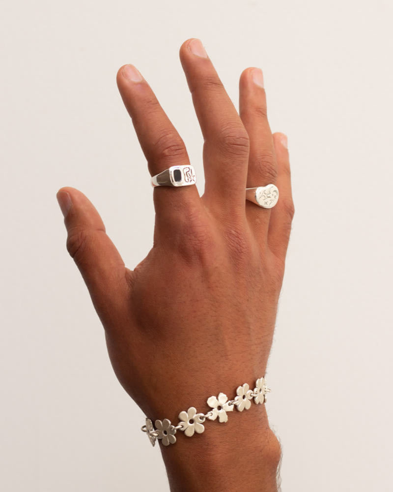 Form Onyx Silver Signet